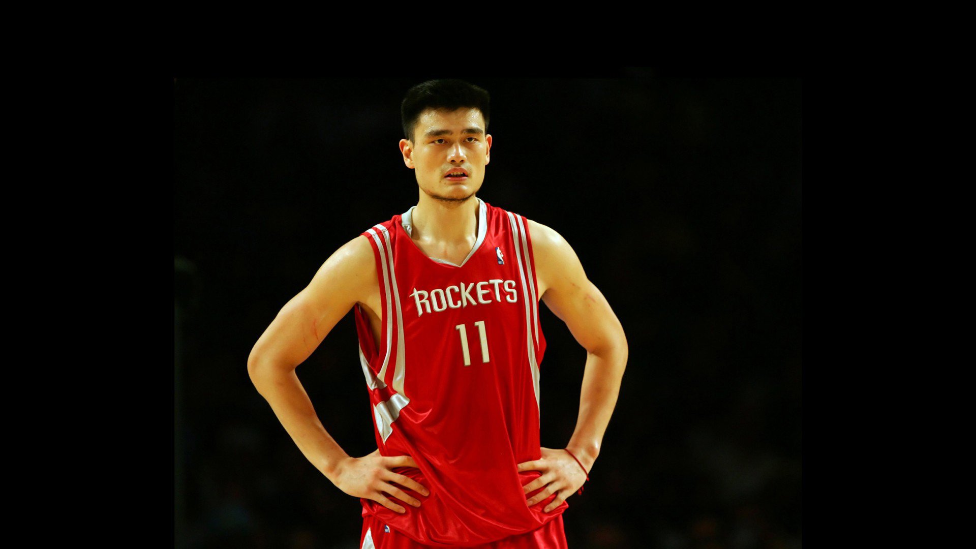 跨界星光，当足球的德布劳内遇见NBA季后赛之夜