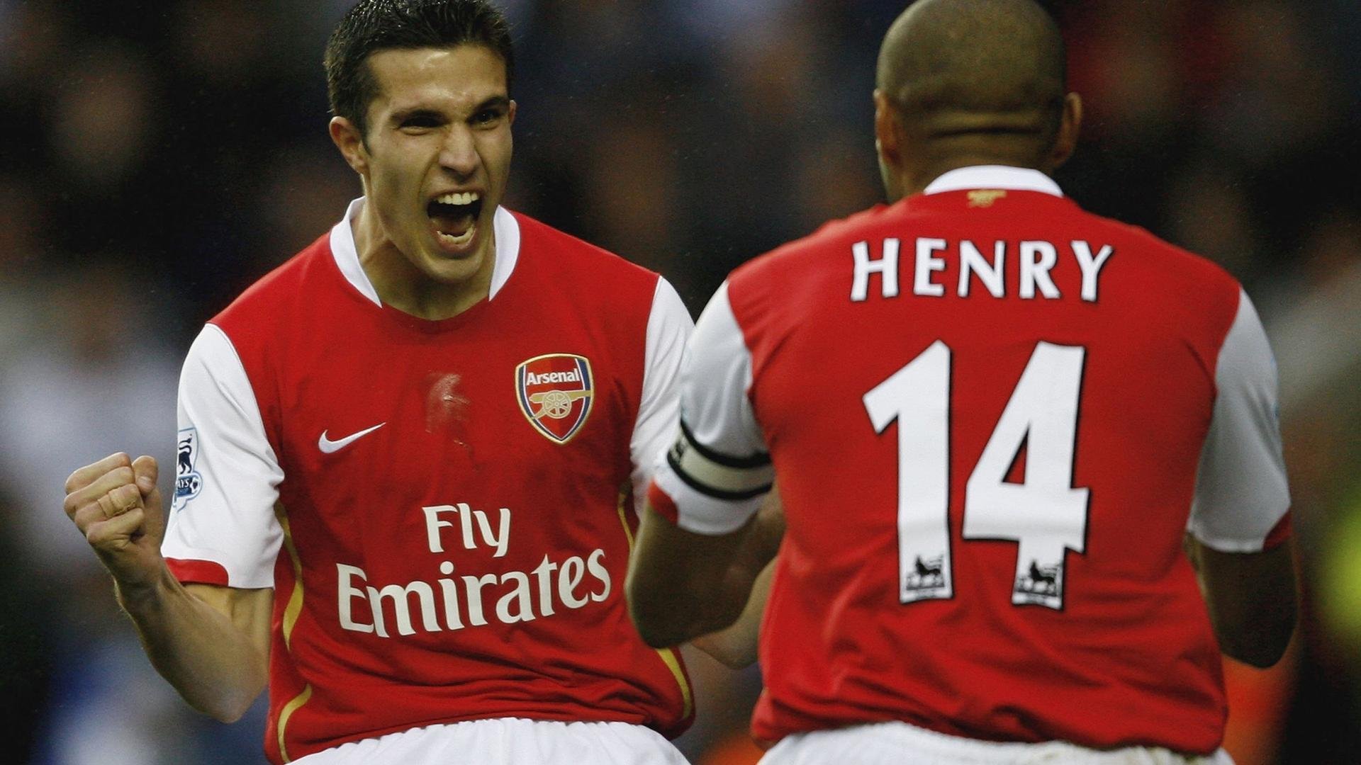 开云APP-2026世界杯G组震撼开场，厄瓜多尔横扫泰国，吉鲁致命一击引爆全场